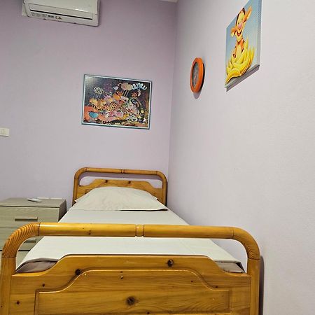 Bral Apartments 8 Two-Bedroom Beachfront Durres Exterior photo