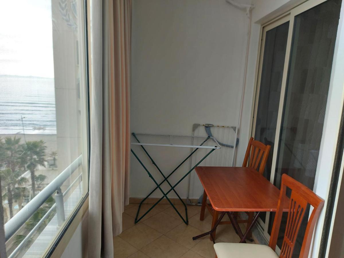 Bral Apartments 8 Two-Bedroom Beachfront Durres Exterior photo