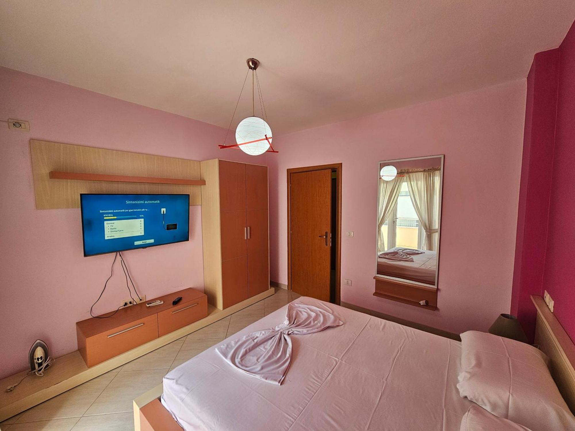 Bral Apartments 8 Two-Bedroom Beachfront Durres Exterior photo